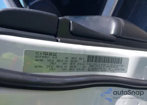 2020 Jeep Grand Cherokee Laredo E 4X2 from USA, damaged, VIN 1C4RJEAG1LC181593